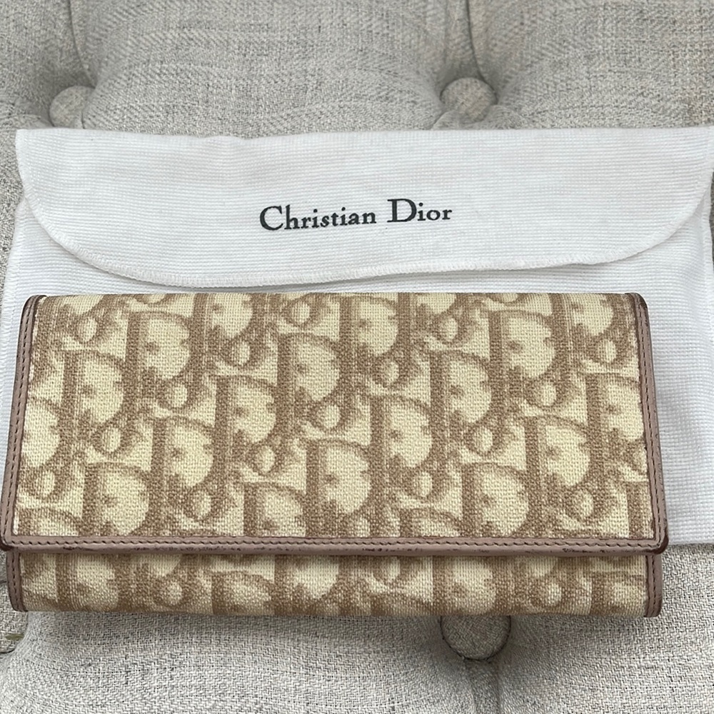 Christian Dior wallet